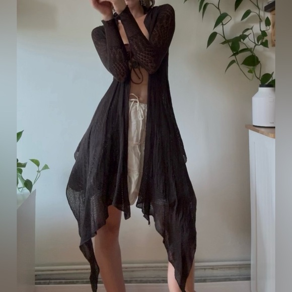 le chateau Tops - Le Château Whimsigoth Crochet Cardigan (XS)